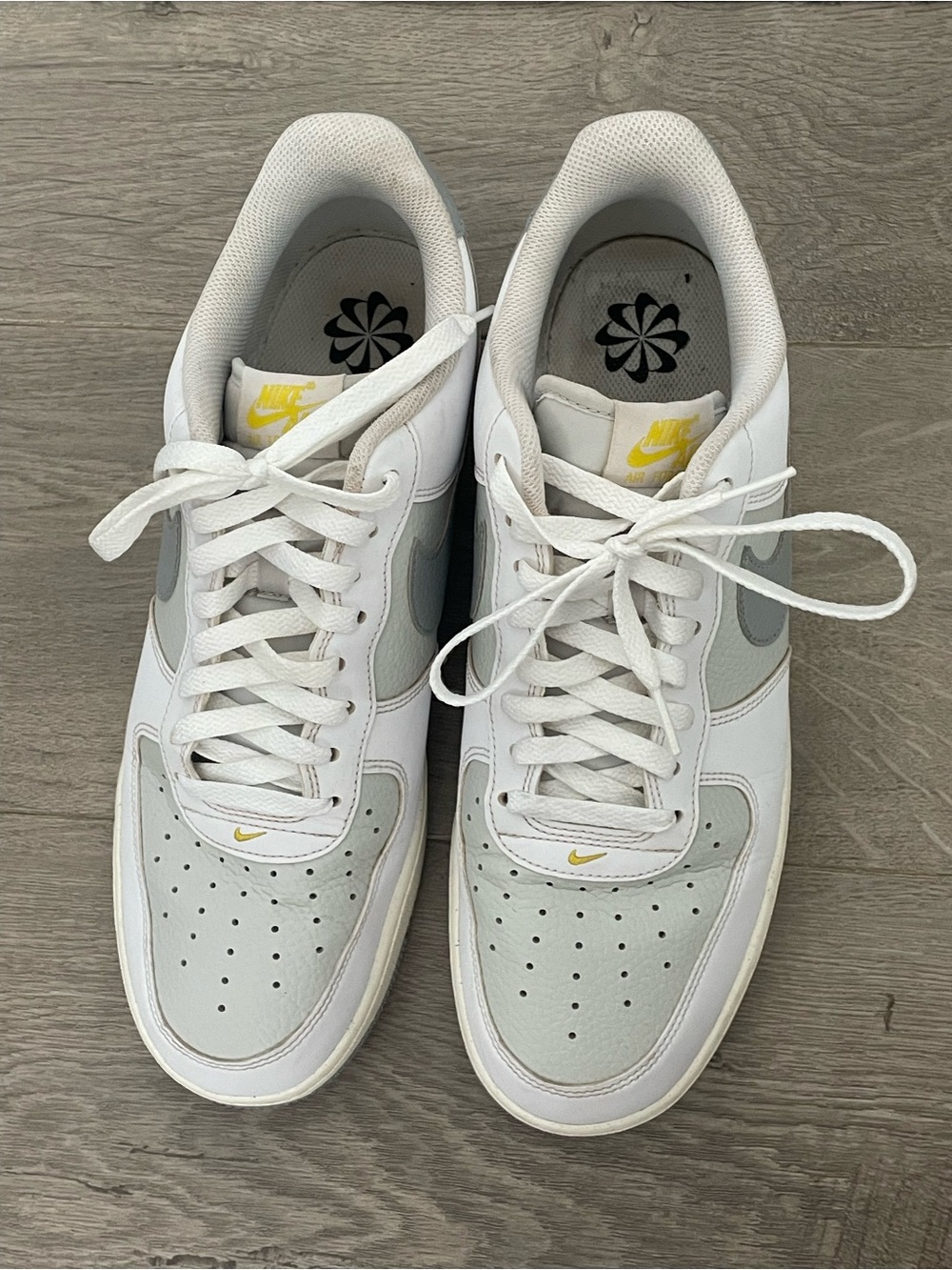 Men’s Size 12 Nike Air Force 1 ‘07